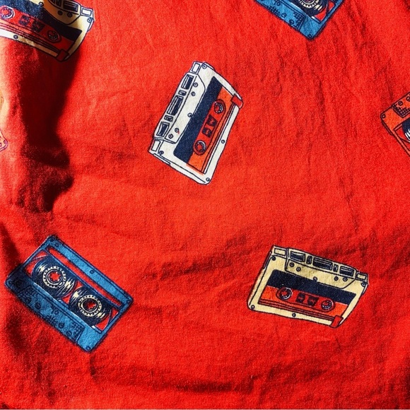 Retro Design Five Points Red Graphic Men's Shirt Buttoned SZ Slim Fit Flex XL. - Picture 3 of 9